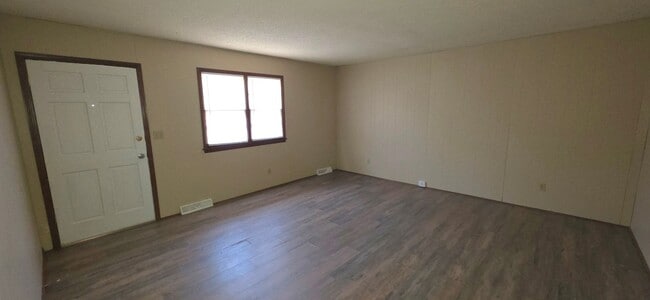 Photo - 2 BR 1 BA brick duplex, close to Missouri ...