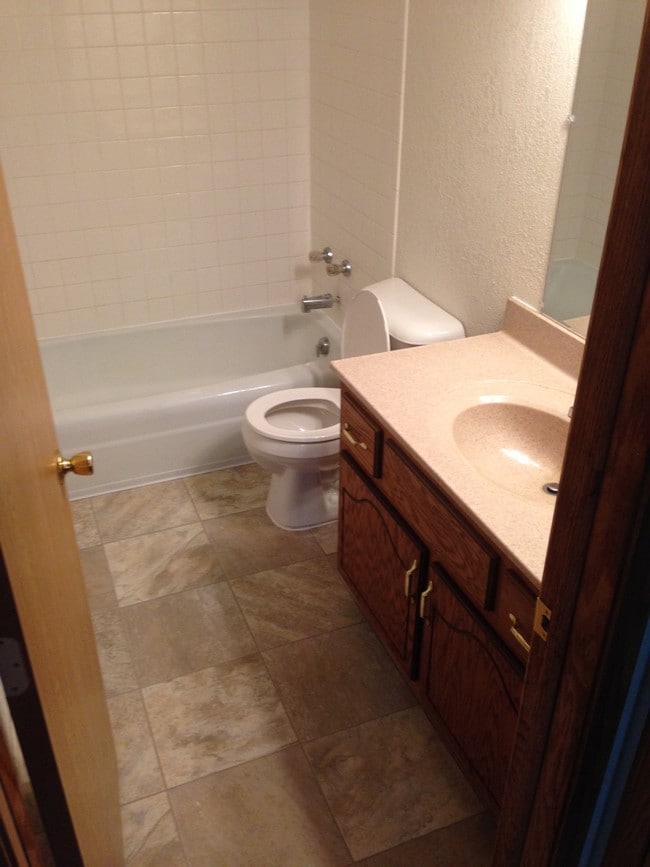 141 Morris St - 8 Unit
