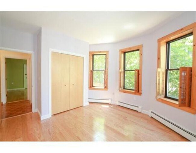 12 Prince St Unit R2