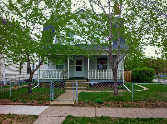 Photo - 3145 5th Ave S