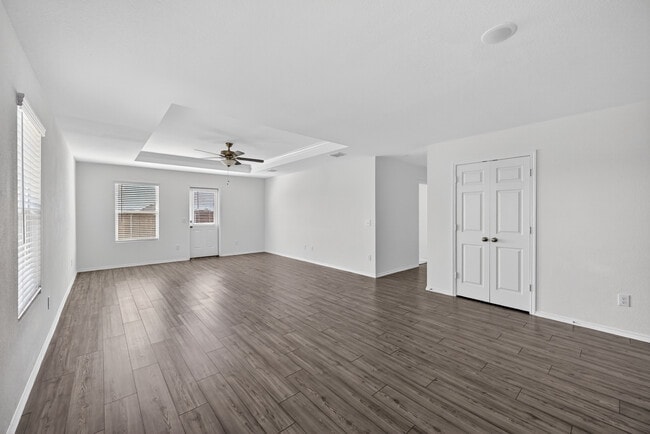 Photo - 4417 Benham Dr