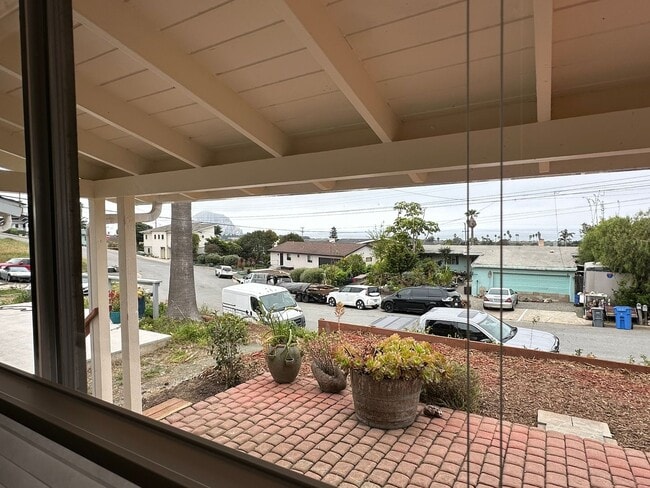 Photo - 3/2 single level ocean view home