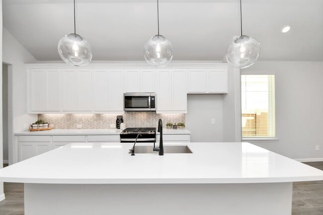 Photo - 19807 Palomino Pr Trl