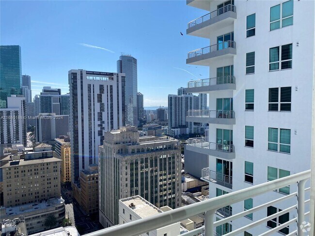 Building Photo - 133 NE 2nd Ave Unit NA Rental