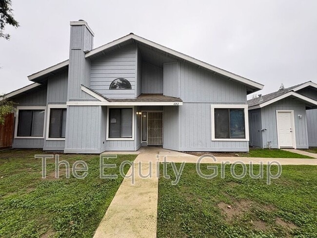 Building Photo - 1642 N Goddard St