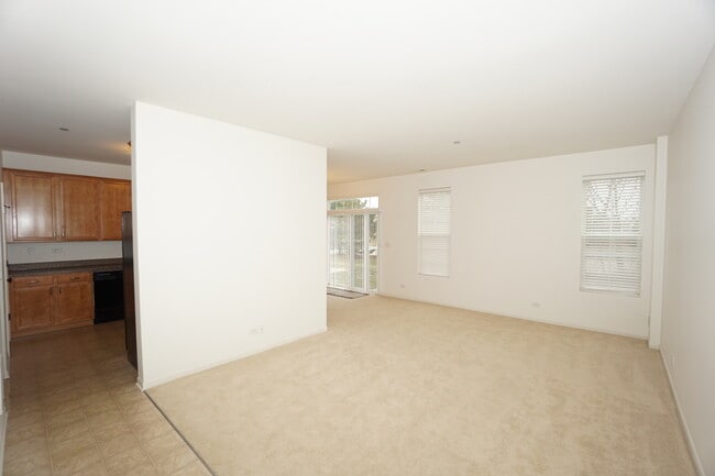 Photo - 210 Portage Ln