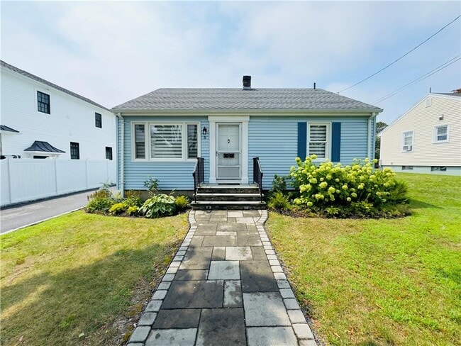 Building Photo - 5 Holten Ave Rental