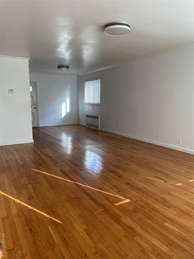 Photo - 48-15 203rd St