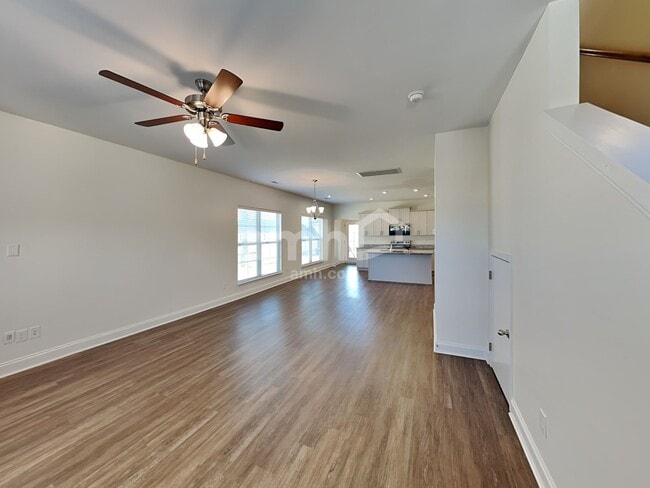 Photo - 5516 Central Grove Sq