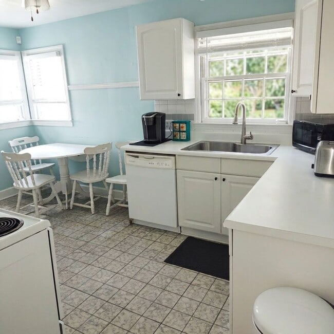 2345 Cherokee Ln Unit 1