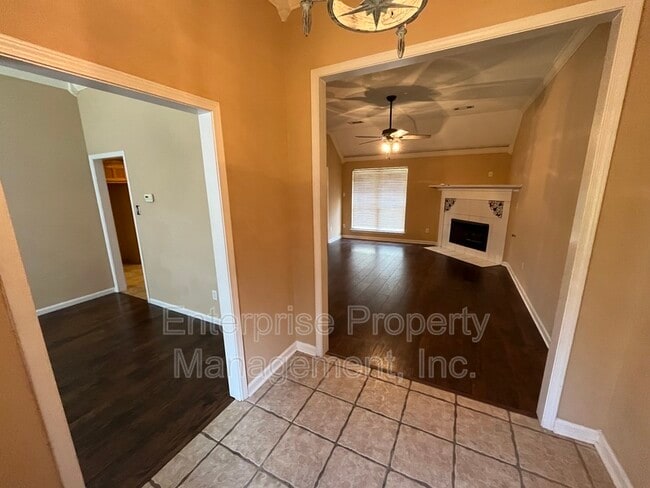 Photo - 9480 Grove Rd