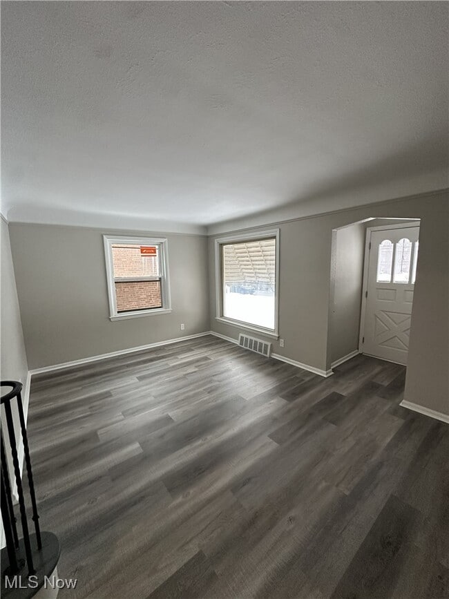 Photo - 14317 Granger Rd