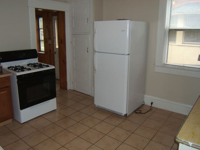 Photo - 172 Frambes Ave