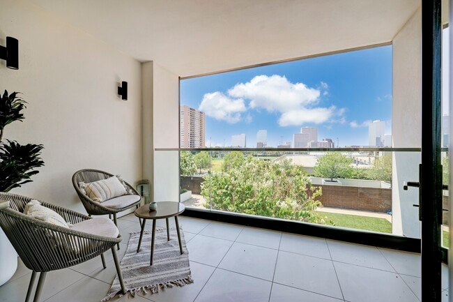 Photo - 3433 Westheimer Rd