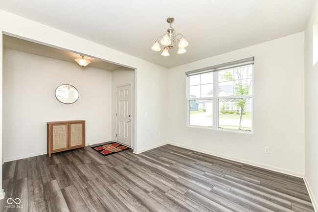 Photo - 7101 Oak Trce Ln