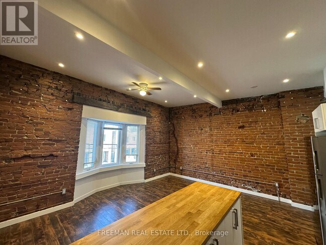 Photo - 1190 Weston Rd