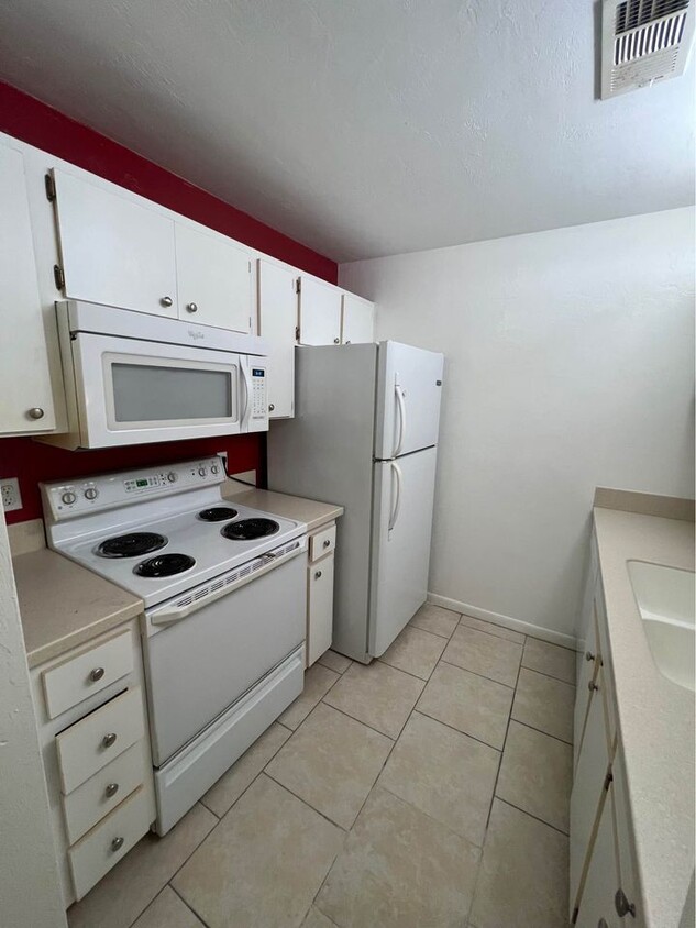 Photo - 3800 SW 20th Ave (Gainesville, FL)