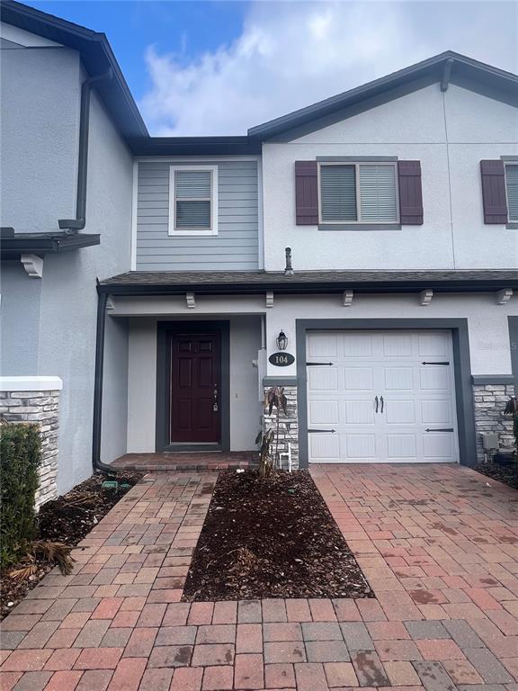 Photo - 104 Cedar Bark Ln