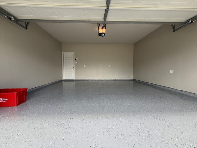Building Photo - 13820 Goldeye Dr