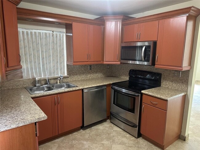 Photo - 19551 NW 57th Ct