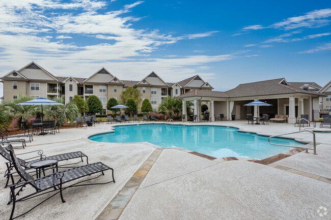 Building Photo - Riverscape Apartment Homes