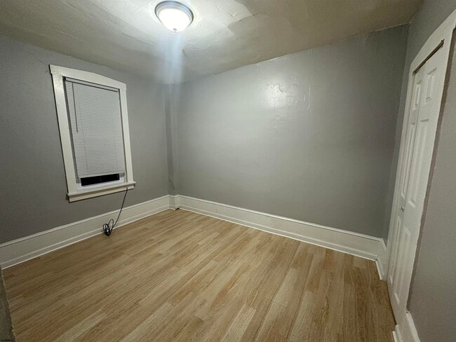 Photo - 1421 Drexel Ave