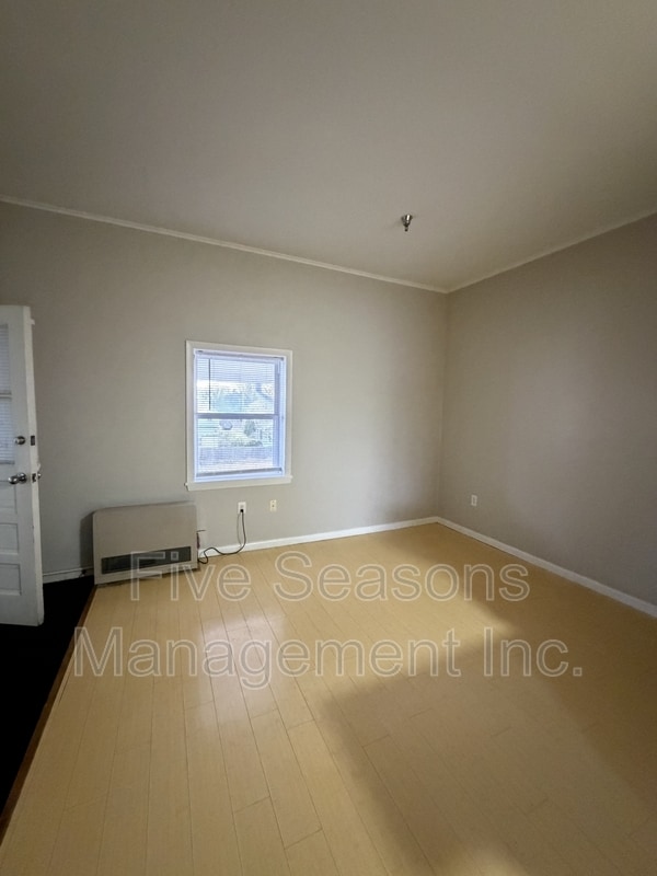 Photo - 194 North St