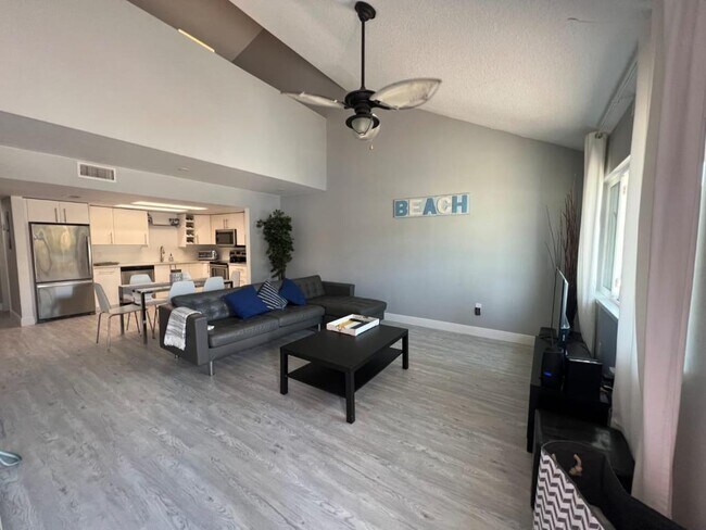 Photo - 354 Chandler St