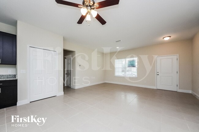 Photo - 510 Magpie Ln