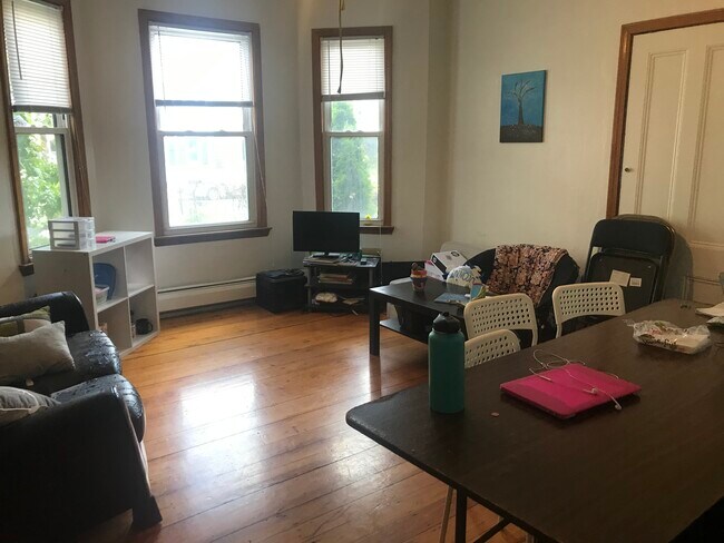 Photo - 339 Norfolk St Unit 1