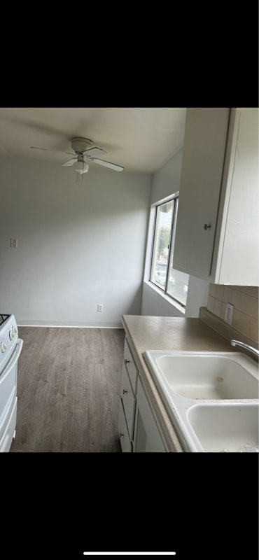 Photo - 3110 Livonia Ave
