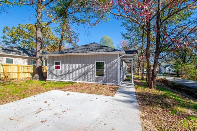 Photo - 1523 S Cedar St Unit 1523 S Cedar St - A