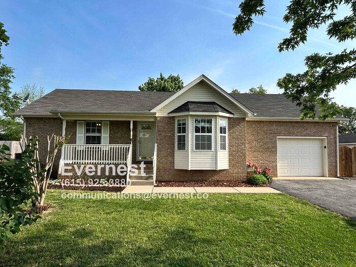 Inviting 3-Bedroom Home with Modern Featur... - Inviting 3-Bedroom Home with Modern Featur...