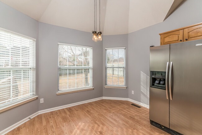 Photo - 219 Parrish Pl