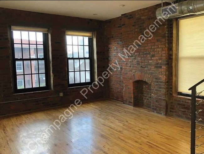 Photo - 1820 Washington St Unit 2S