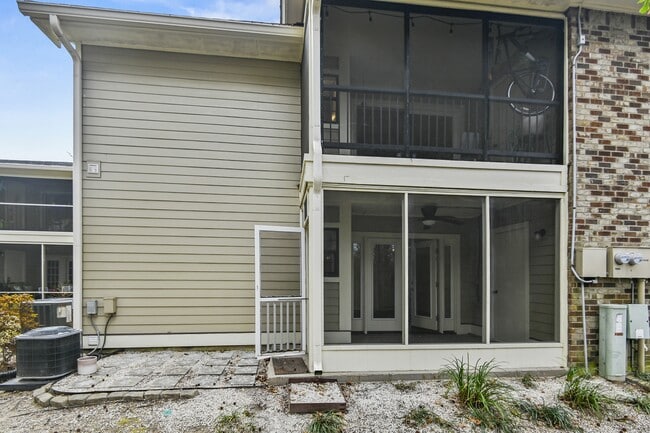 Photo - 1878 Montclair Dr