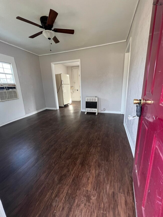 Photo - 103 N Hawthorne Ave