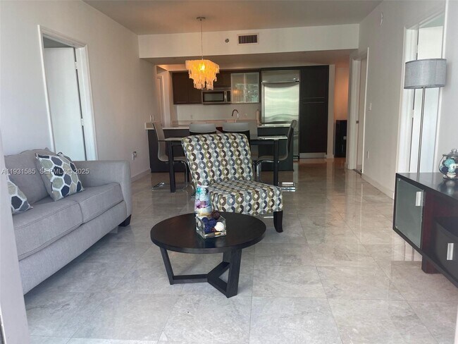 Photo - 500 Brickell Ave Unidad 3105