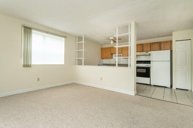 Photo - 162 Summer St Unit 11