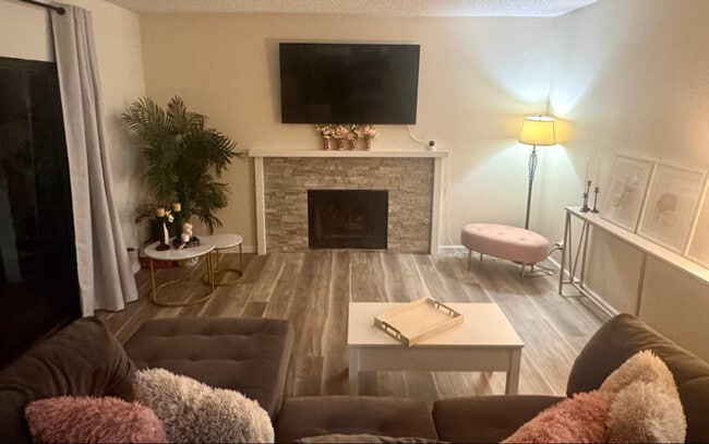 Photo - 21071 Gary Dr
