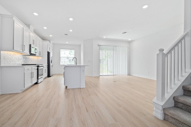 Photo - 5151 San Martino Dr