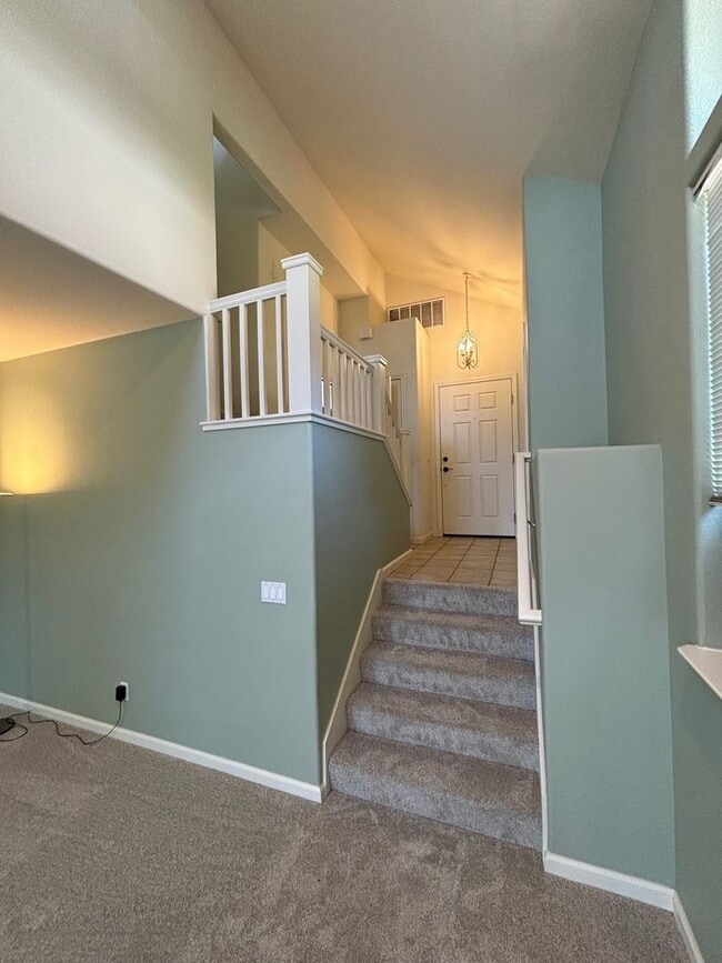 Photo - 4 bedroom 2.5 Bathroom Skyhawk Single Fami...