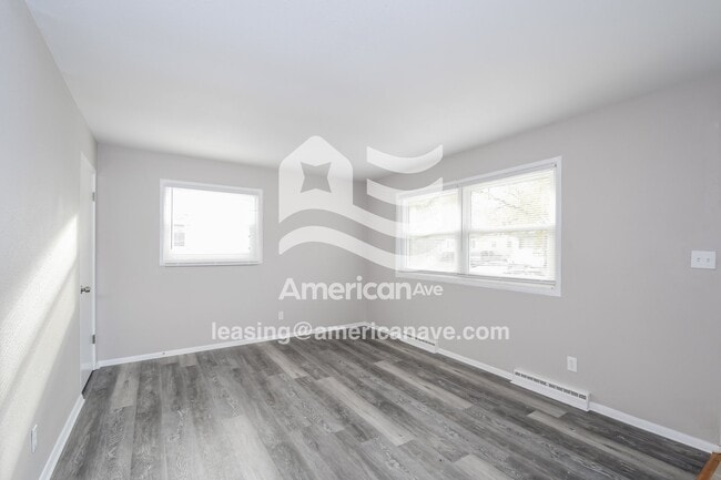 Photo - 1147 Baron Ave