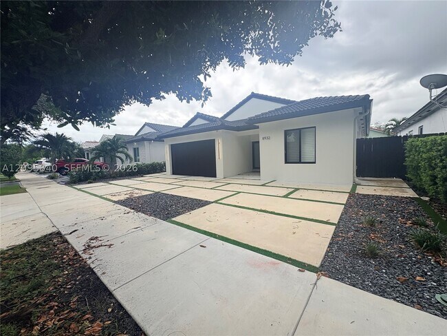 8932 NW 149th Terrace