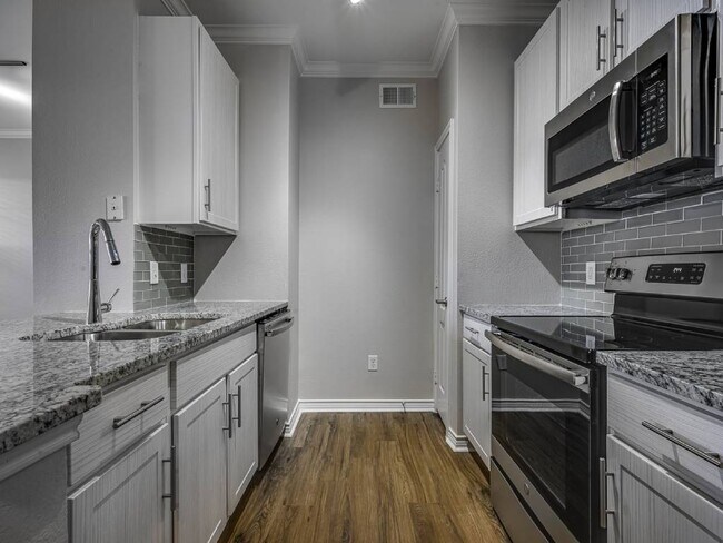 Photo - Riachi at One21