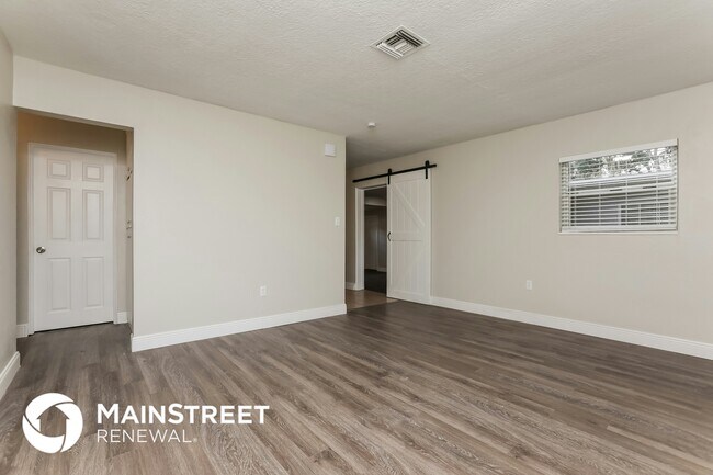 Photo - 1602 Lindale Ave