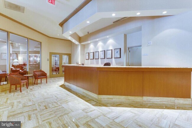 Photo - 3101 N Hampton Dr Unidad 412