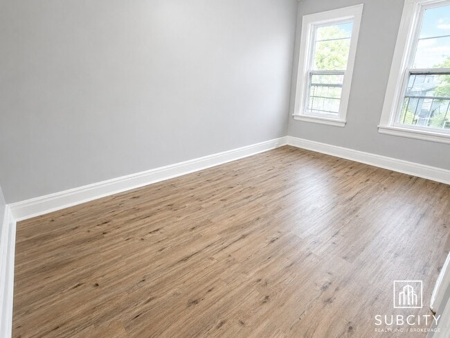 Photo - 310 Park Ave Unit 4C