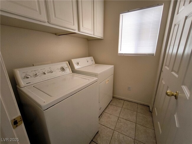 Building Photo - 9693 Bighorn Island Ave Rental