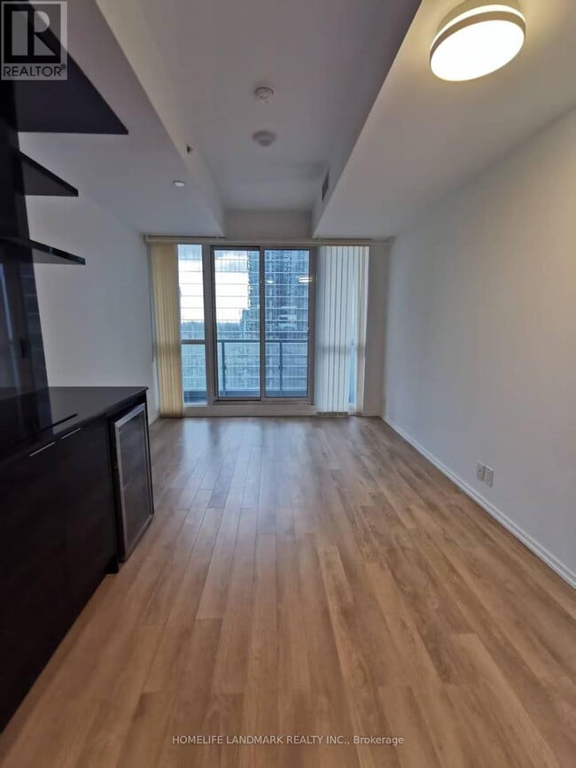 Photo - 70 Temperance St Unité 3105